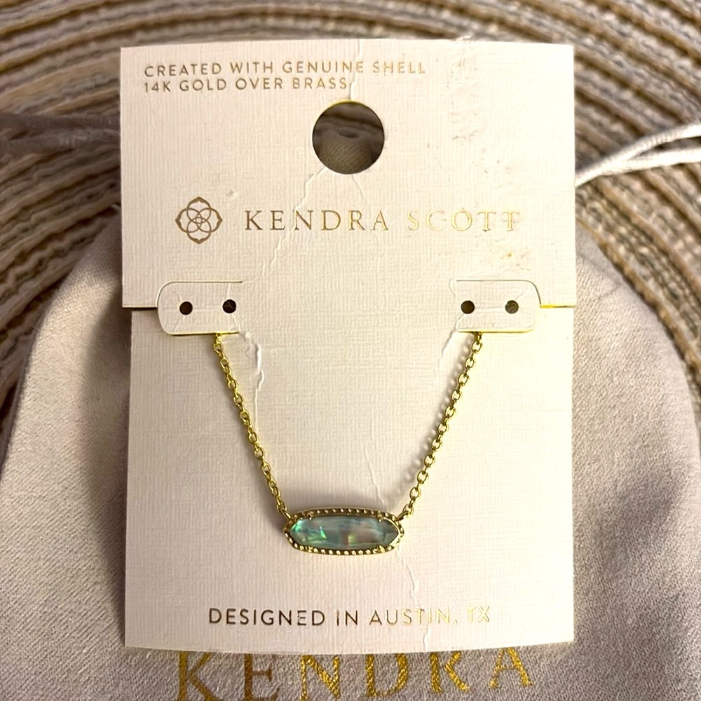 Kendra Scott Iridescent Petite Eva necklace in Gold New - Picture 3 of 7
